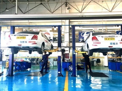 雨天開車技巧 雨天開車注意事項