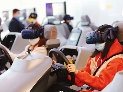 東方時尚駕校暑期班團報