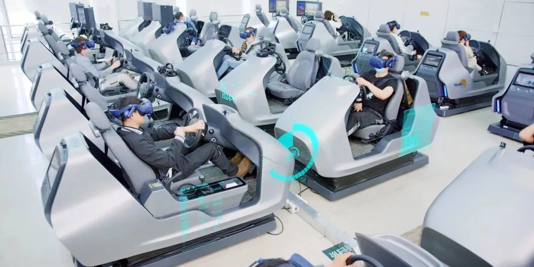 「東方時(shí)尚駕校」